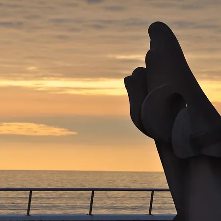 Moderne Proche Et Commerces, Quartier Des Demoiselles ! - Fr-1-323-512 아파트